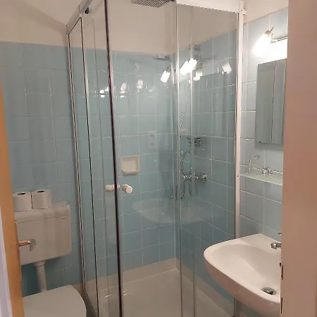 Haus Mundl アパート